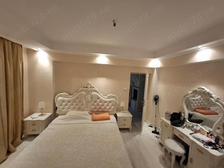 Apartament cu 3 camere semidecomandat în Breazu