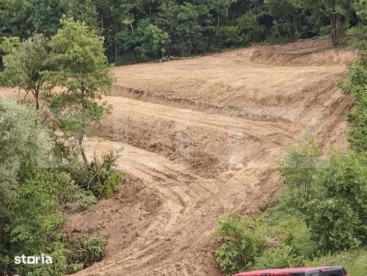 Teren de 12050 mp, în Prundu Bârgăului