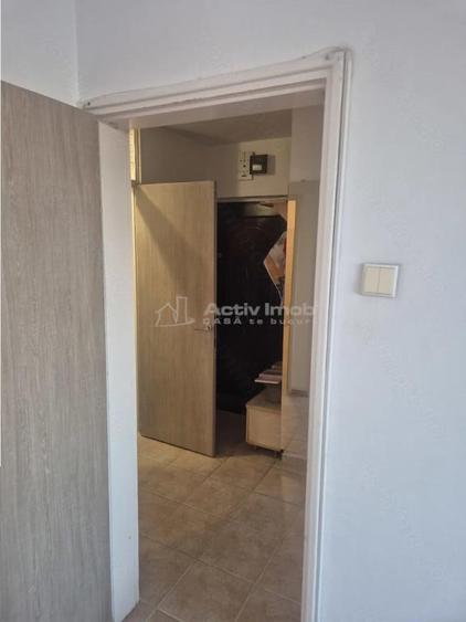 Apartament cu 2 camere decomandat în Cantemir