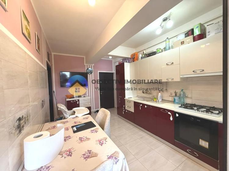 Apartament cu 2 camere decomandat, mobilat în Mărăței