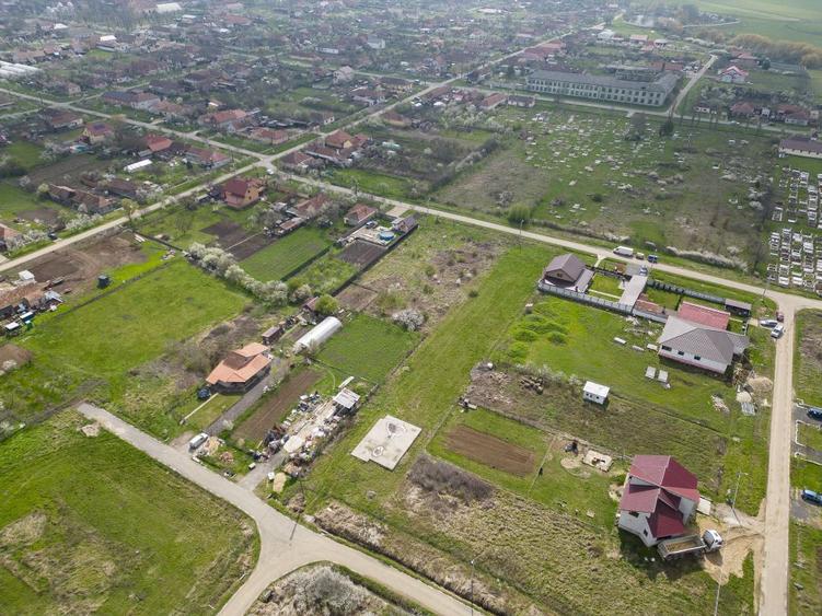 Teren de 1199 mp, în Frumușeni