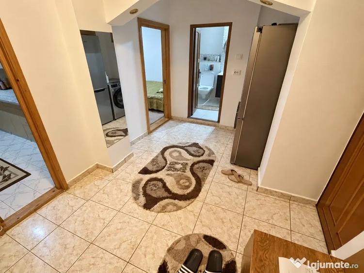 Apartament cu 2 camere decomandat în Traian