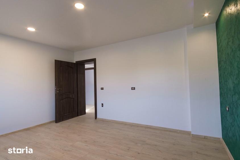 Casă cu 5 camere cu Teren 1352 Mp în Central