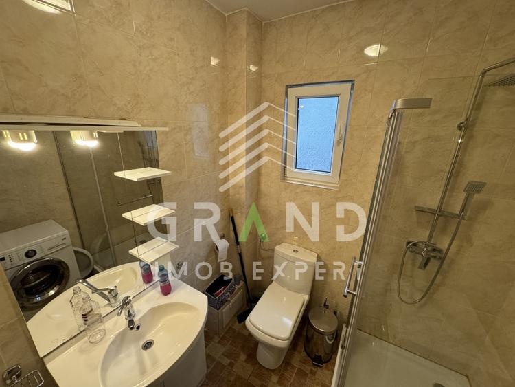 Casă individuală cu 4 camere cu Canalizare în Florești