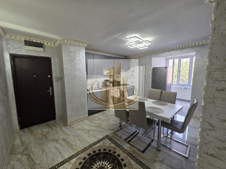 Apartament cu 4 camere decomandat, mobilat în Lipovei