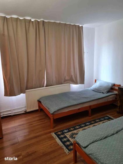 Spațiu comercial, de 794 mp, în Batiz