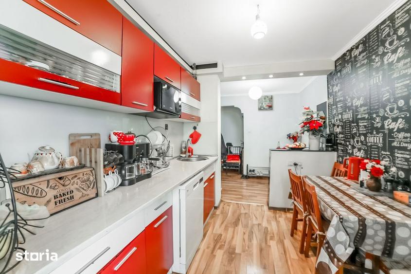 Apartament cu 4 camere semidecomandat, mobilat în Titan