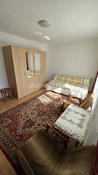 Inchiriez apartament cu o camera zona confectii