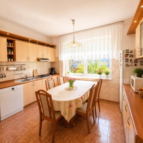 Duplex cu 6 camere cu Canalizare în Braytim