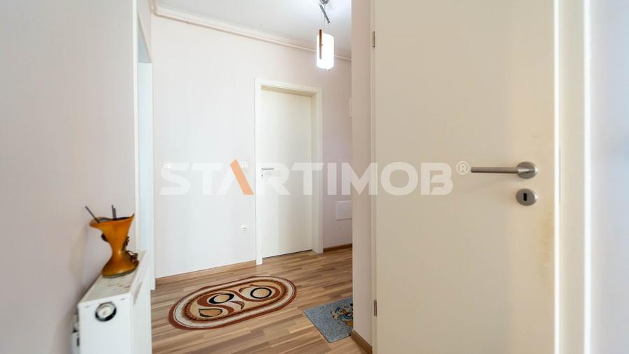 Apartament cu boxa si parcare zona Coresi - 13