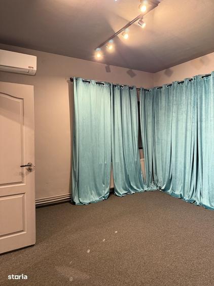 Apartament cu 3 camere în Piața Centrală
