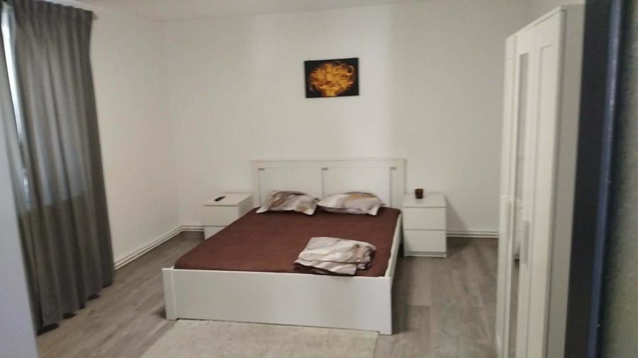 Casă cu 3 camere în Central