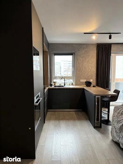 Apartament cu 3 camere decomandat în Libertății