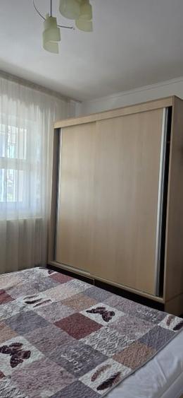 Apartament cu 3 camere decomandat, mobilat în Gară