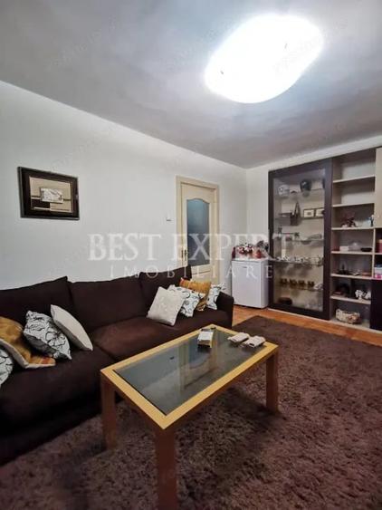 Apartament cu 2 camere semidecomandat în Basarabia