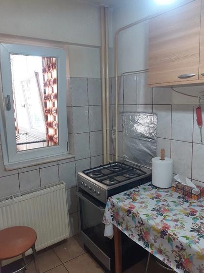 Garsonieră decomandată în Ostroveni