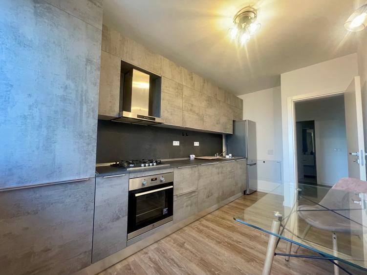 Apartament cu 2 camere decomandat în Pipera