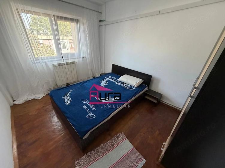 Apartament cu 3 camere decomandat în E3