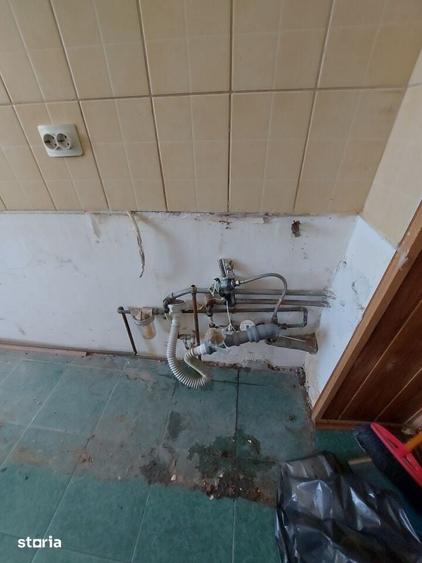 Apartament cu 3 camere în Calea București