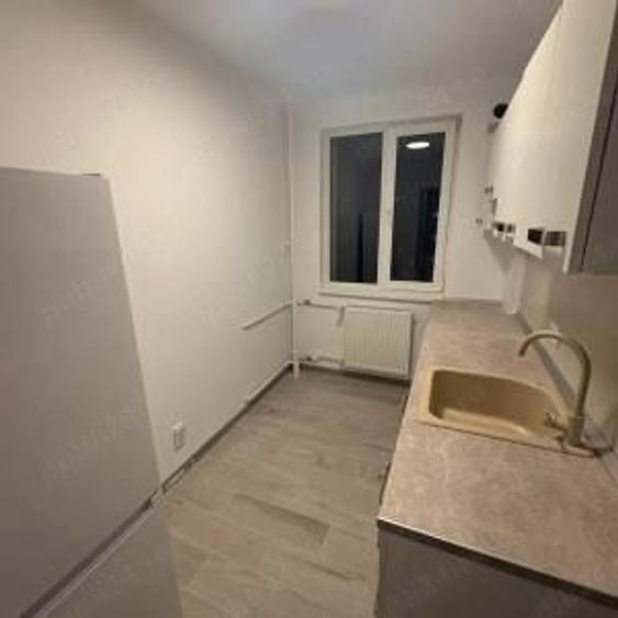 Apartament cu 2 camere decomandat în Drumul Taberei