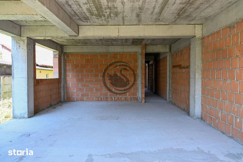 Casă cu 5 camere cu Teren 384 Mp în Central