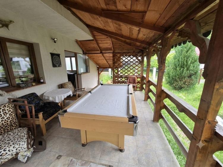 Casă individuală cu 5 camere cu Teren 900 Mp în Micești