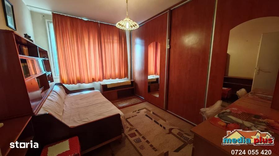 Apartament cu 4 camere semidecomandat în Mazepa 1