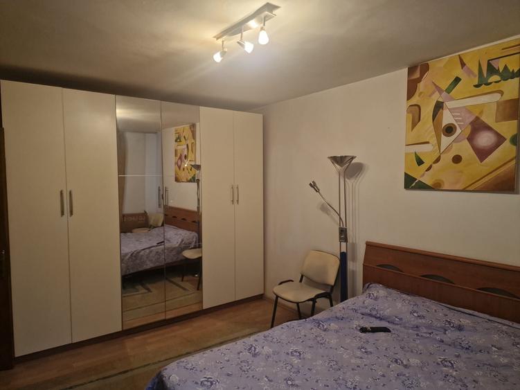 Apartament cu 2 camere decomandat în Mărăței