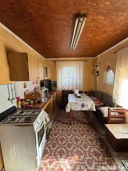 Casă cu 2 camere cu Teren 4535 Mp în Ateaș