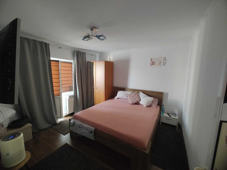 Apartament cu 2 camere semidecomandat în Ultracentral
