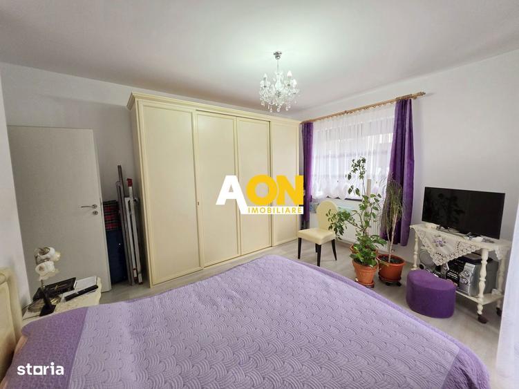 Apartament cu 3 camere, mobilat în Micești