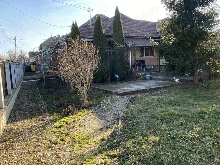 Casă cu 2 camere în Central