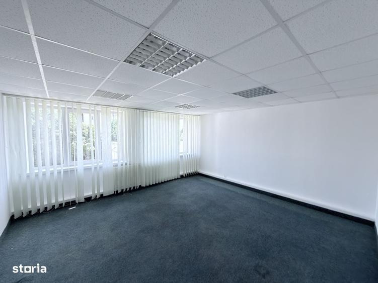 Spațiu comercial, de 300 mp, în Central