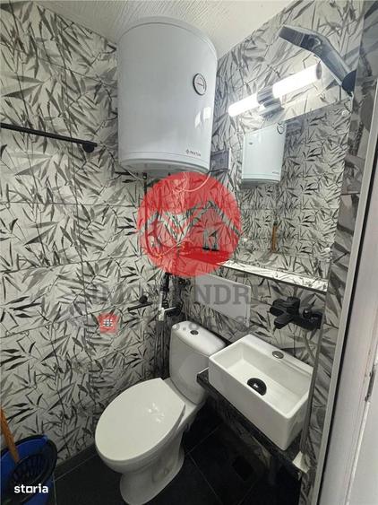 Garsonieră în Vest
