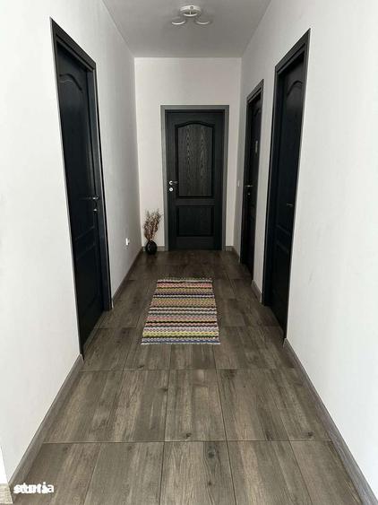 Casă cu 4 camere cu Teren 526 Mp în Recea