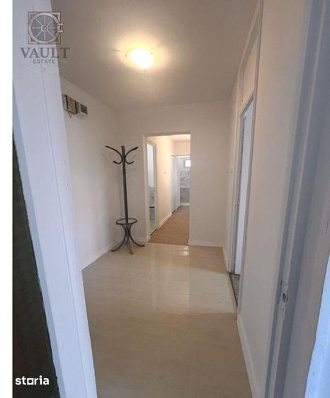 Apartament cu 3 camere decomandat în Dristor