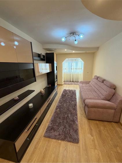 Apartament cu 2 camere decomandat în Crihala