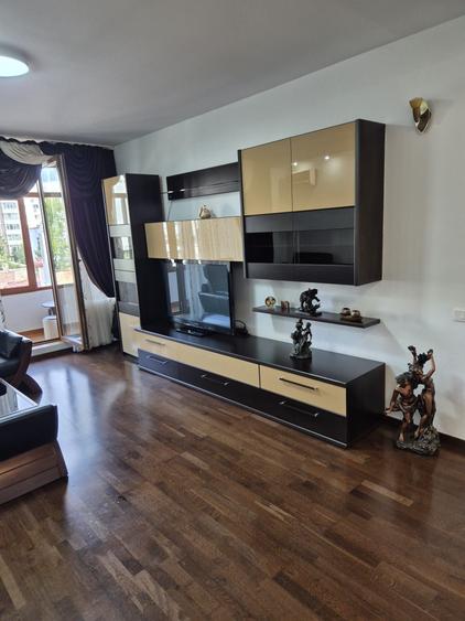 Apartament cu 2 camere semidecomandat în Obor