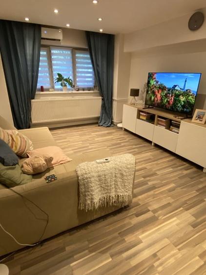 Apartament cu 2 camere semidecomandat în 13 Septembrie