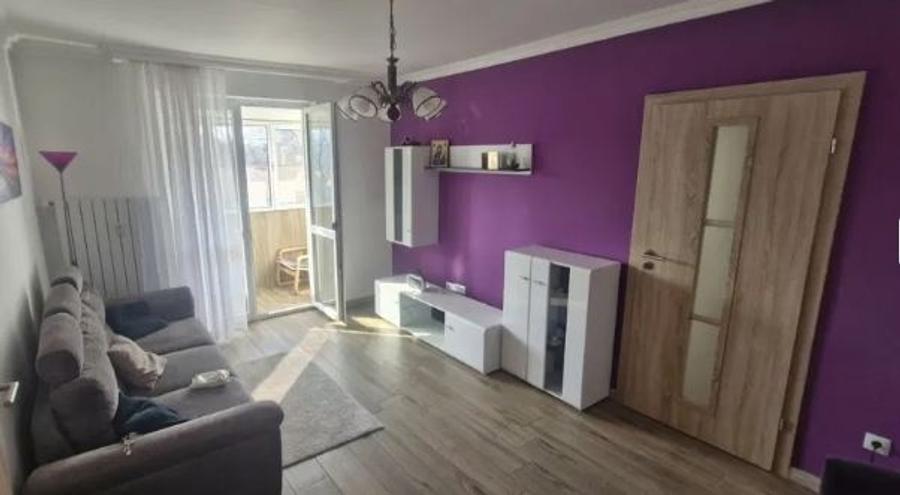 Apartament cu 2 camere semidecomandat, mobilat în Alba Iulia
