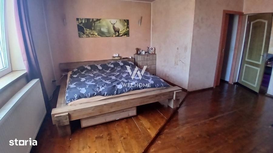 Casă cu 7 camere cu Teren 428 Mp în Șura Mare
