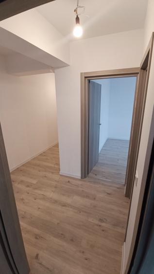 Apartament cu 2 camere decomandat în Calea Moldovei