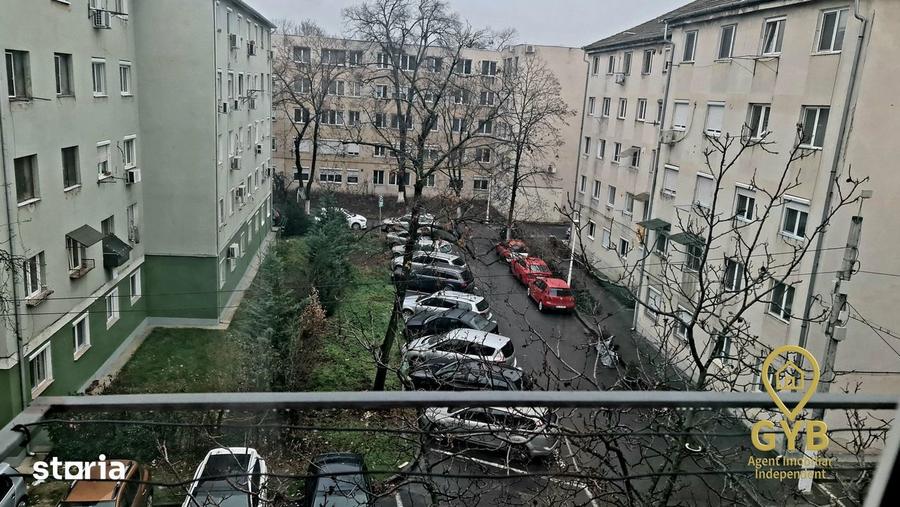 Garsonieră, mobilată în Vest