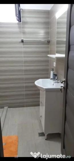 Apartament cu 2 camere decomandat, mobilat în Mamaia-Sat