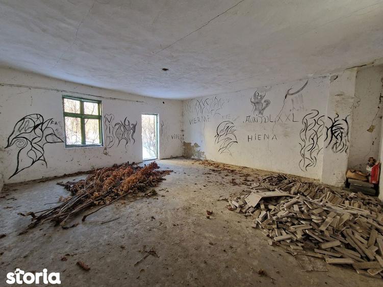 Teren de 1766 mp, în Vișani