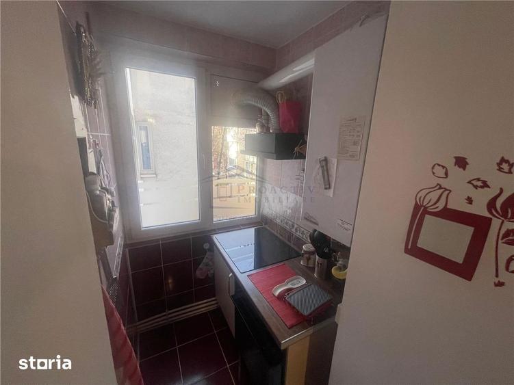 Apartament cu 3 camere decomandat în George Enescu