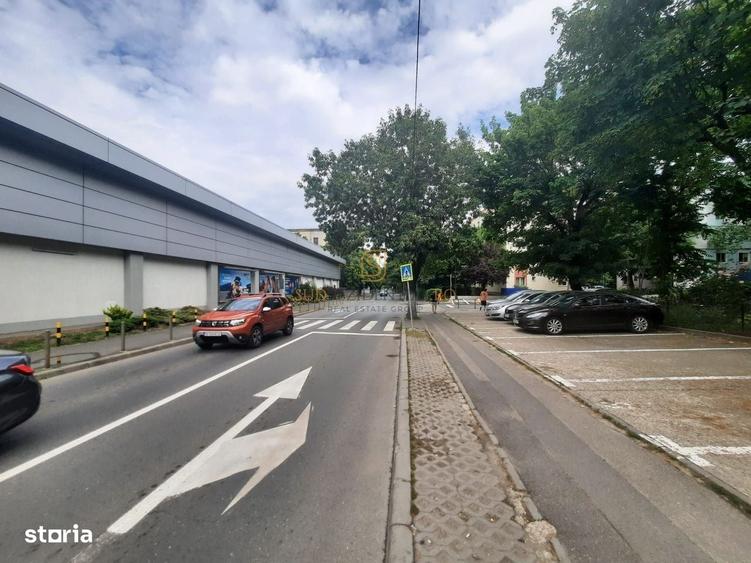 Apartament cu 2 camere decomandat în Drumul Găzarului