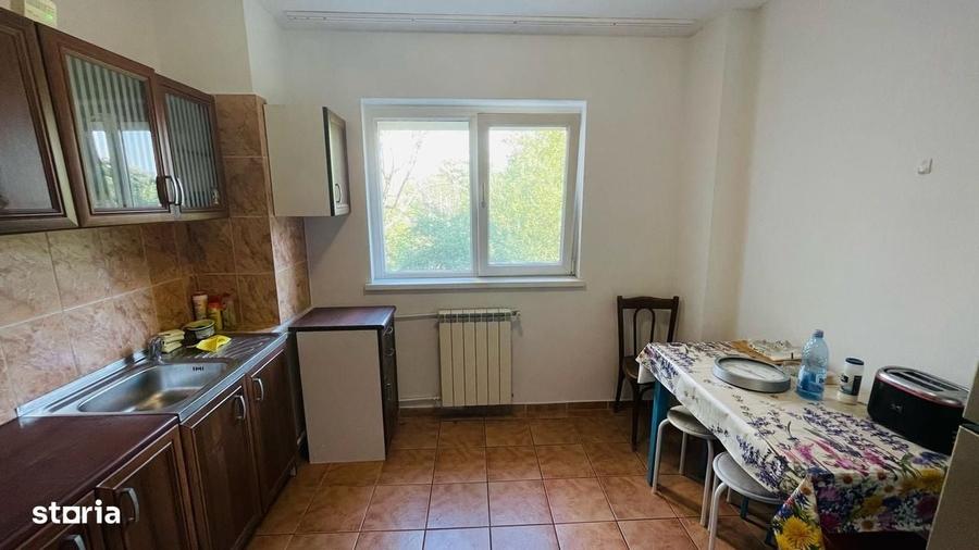 Apartament cu 2 camere semidecomandat în Turda