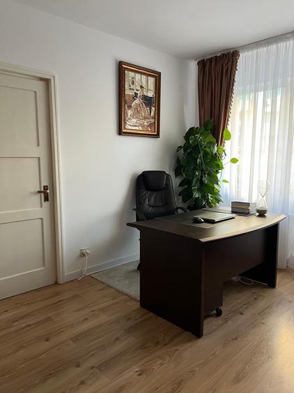 Apartament cu 2 camere semidecomandat, mobilat în Națiunile Unite