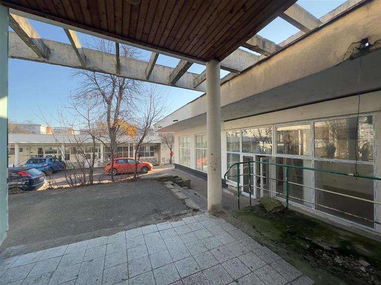Spațiu comercial, de 60 mp, în Tătărași